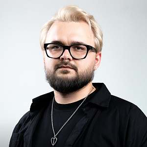 Олег Бакин